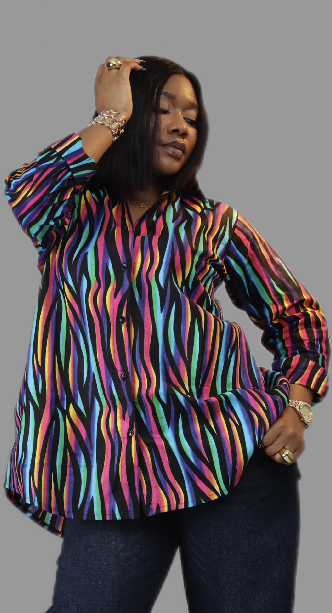 RENI BACK SLIT SHIRT