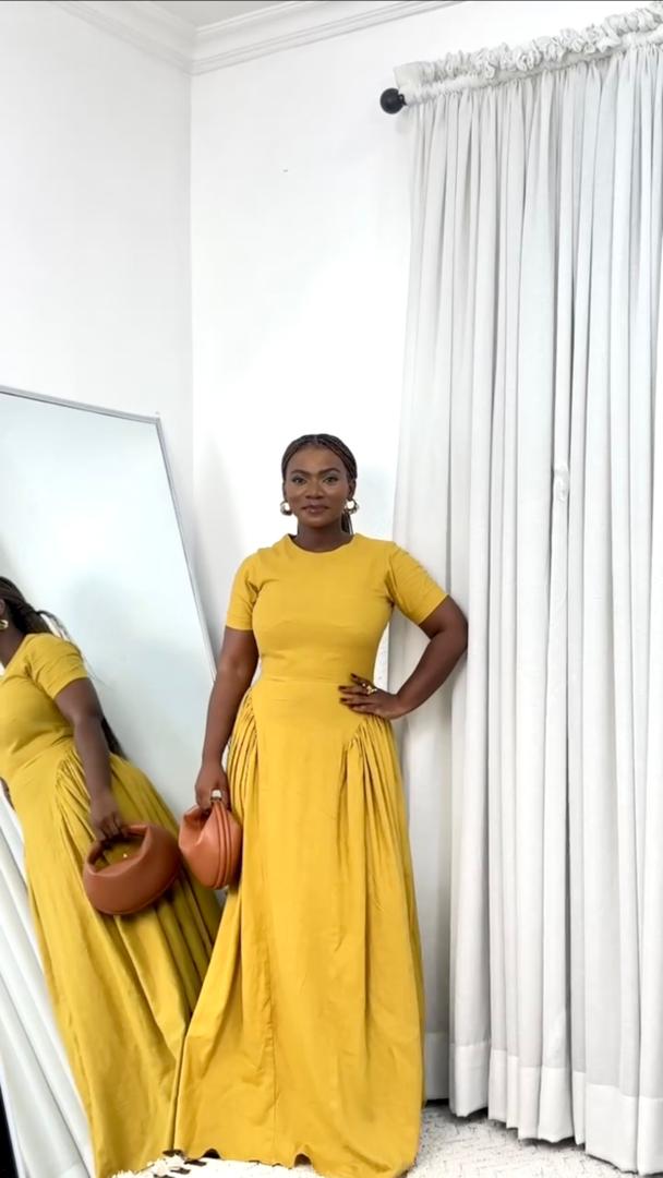 Teniola Short Sleeve Dress - Image 2