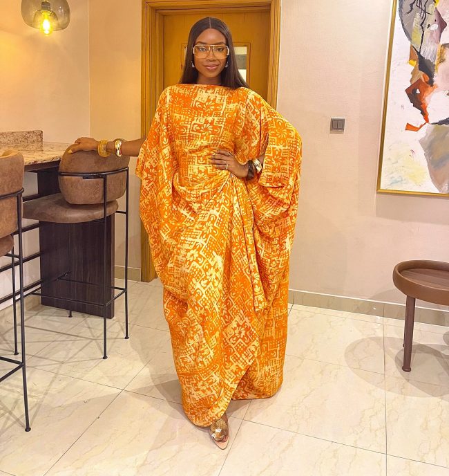 Martha in mustard 02